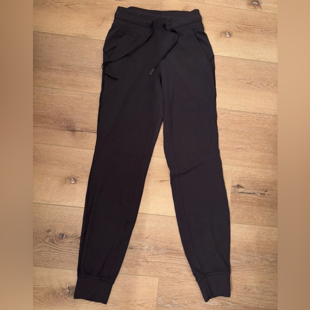 Lululemon Ready To Rulu Jogger Black 0 NWOT